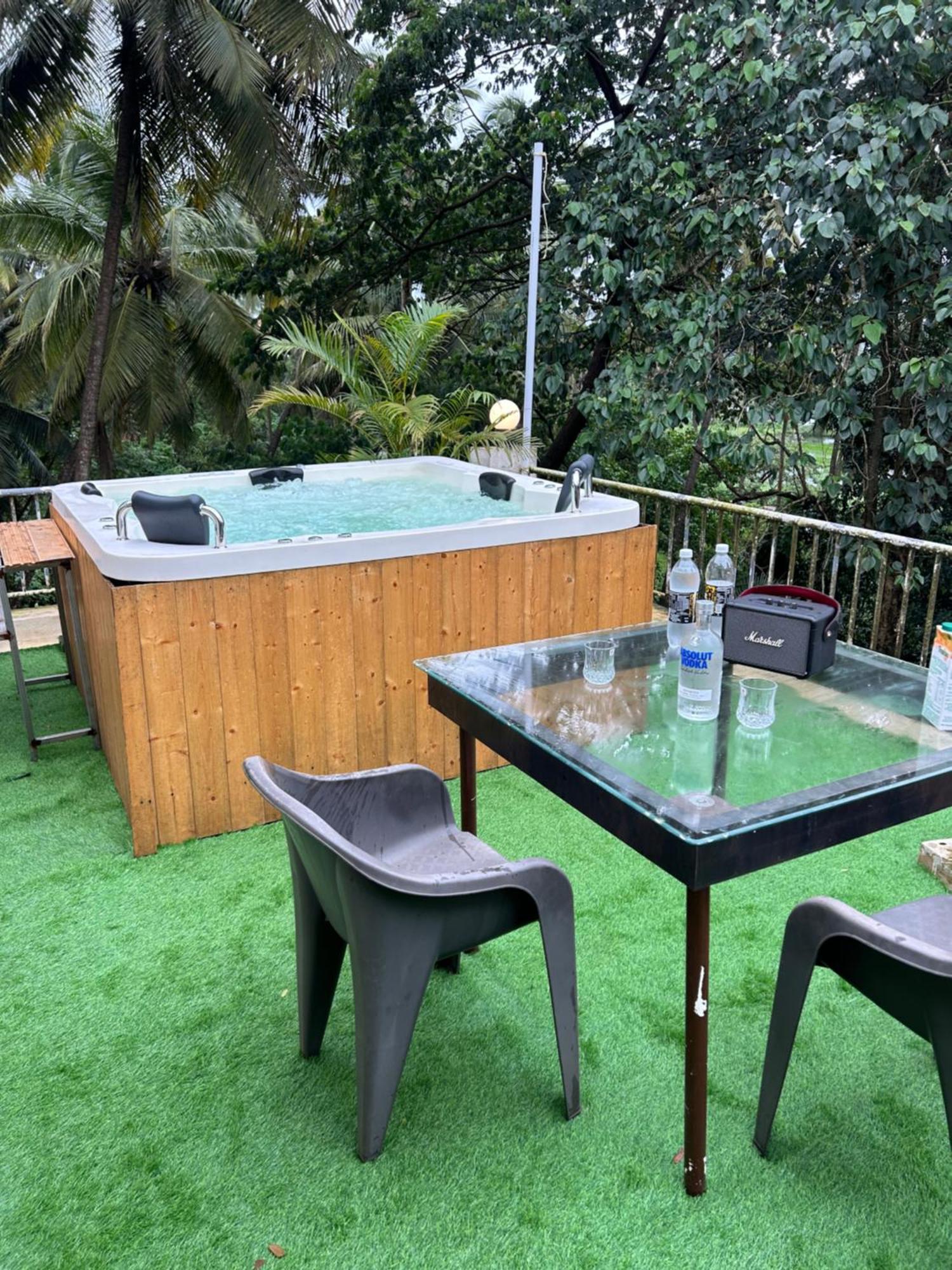 Pinnacle Holiday Homes อาร์โปรา ภายนอก รูปภาพ